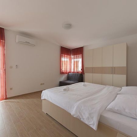 Apartments Villa Klara 바스카보다 외부 사진